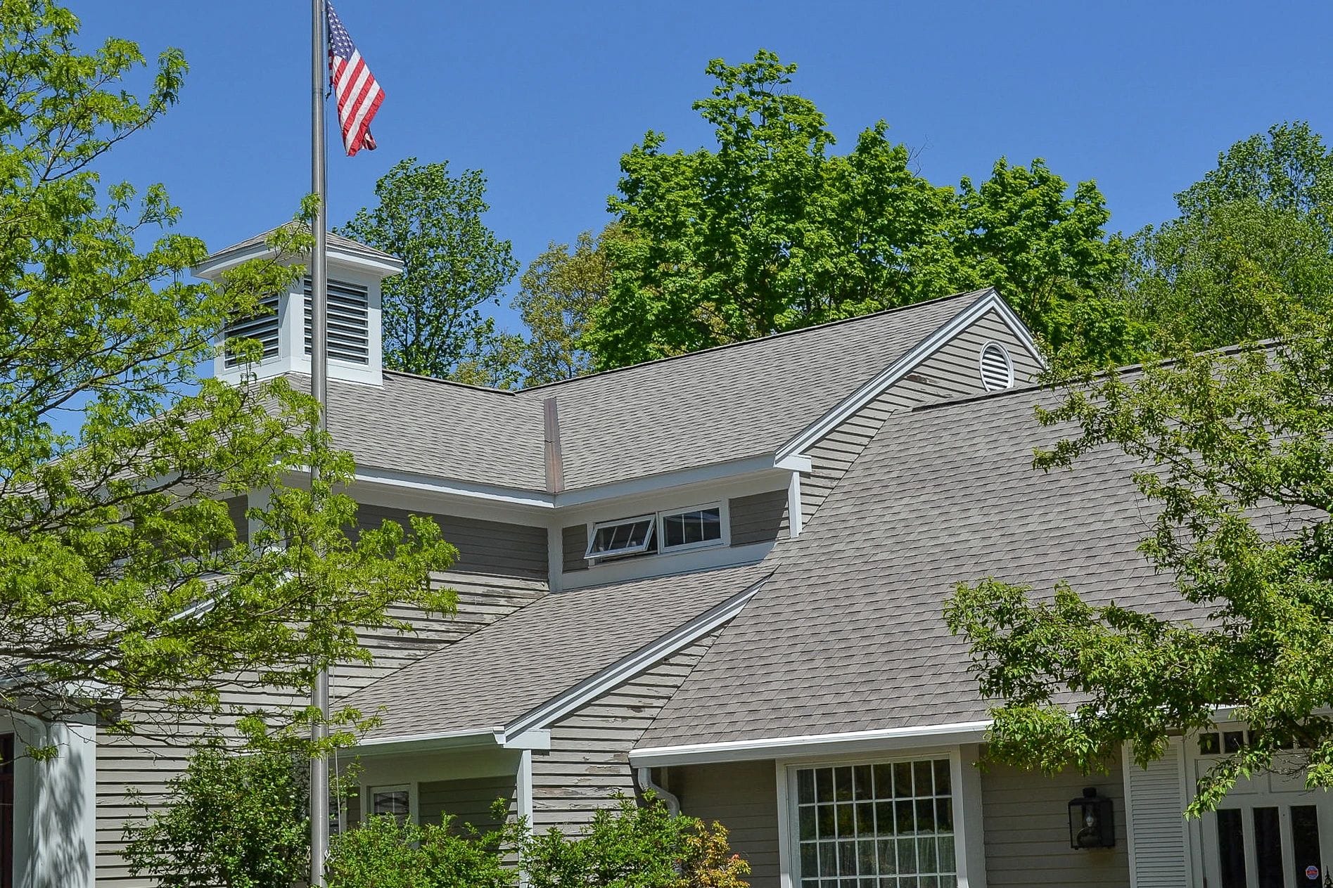 Expert roof replacement consultation with Vero Exteriors specialist